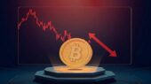 سود بیت‌کوین‌هولدرها بر باد رفت؛ آیا روند صعودی متوقف شده است؟