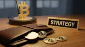 شرکت استراتژی با جذب ۲۱ میلیارد دلار، بیت‌کوین را به صدر سرمایه‌گذاری‌های ۲۰۲۵ رساند