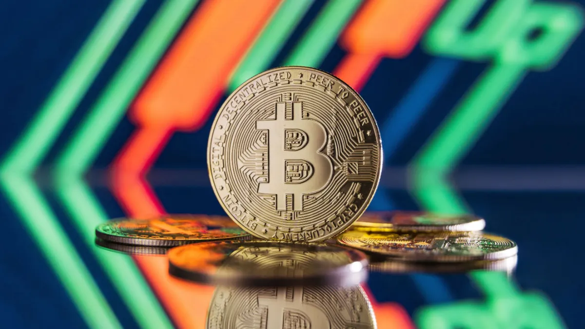 چرا تب بیت‌کوین در گوگل تا پایان سال آرام نمی‌گیرد؟