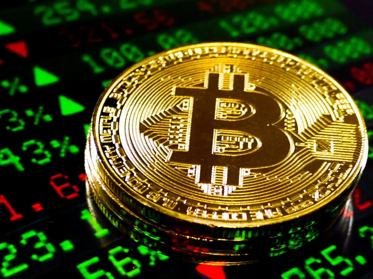 رکود در بازار ارز دیجیتال؛ ارزش کل به ۳.۰۲ تریلیون دلار سقوط کرد!