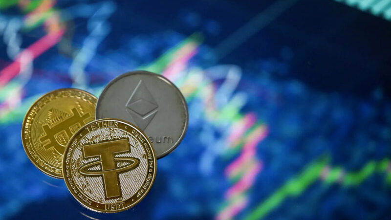 چرا با افزایش استیبل‌کوین‌ها، نقدینگی بازار کریپتو در سراشیبی است؟