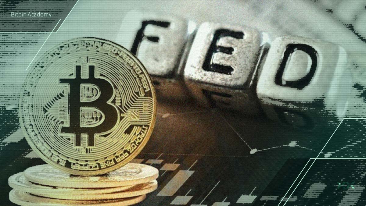 چرا قیمت بیت کوین با کاهش نرخ بهره همچنان درجا می‌زند؟ راز ناپیدای بازار رمزارزها