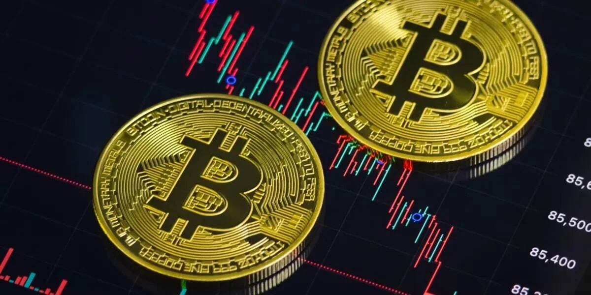 آسمان لرزید، بیت‌کوین فرو ریخت - اخبار ارز دیجیتال